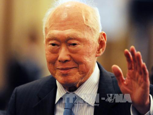 Ông Lý Quang Diệu là "Người châu Á của năm 2015" ảnh 1